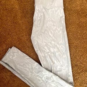 Terez Dove Gray Snakeskin Foil UpLift Leggings